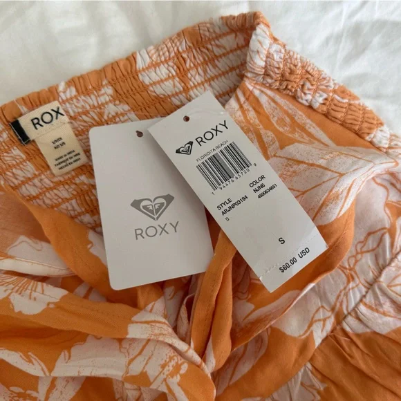 New Roxy Tropical Floral Wide-Leg Pants in Orange and White - Picture 3 of 5